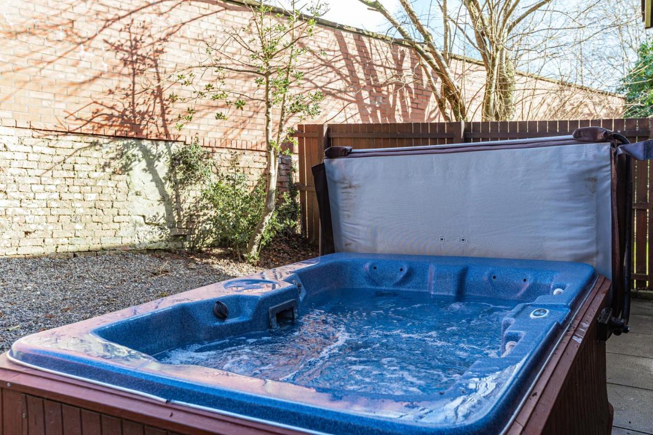 Bluebell Lodge 24 With Hot Tub Newton Stewart Exteriér fotografie